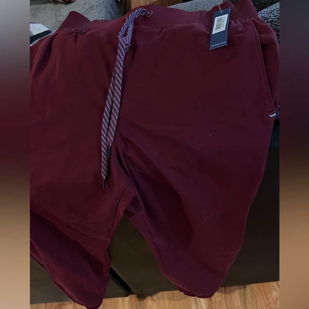 Men’s Jaanuu scrub pants medium NWT